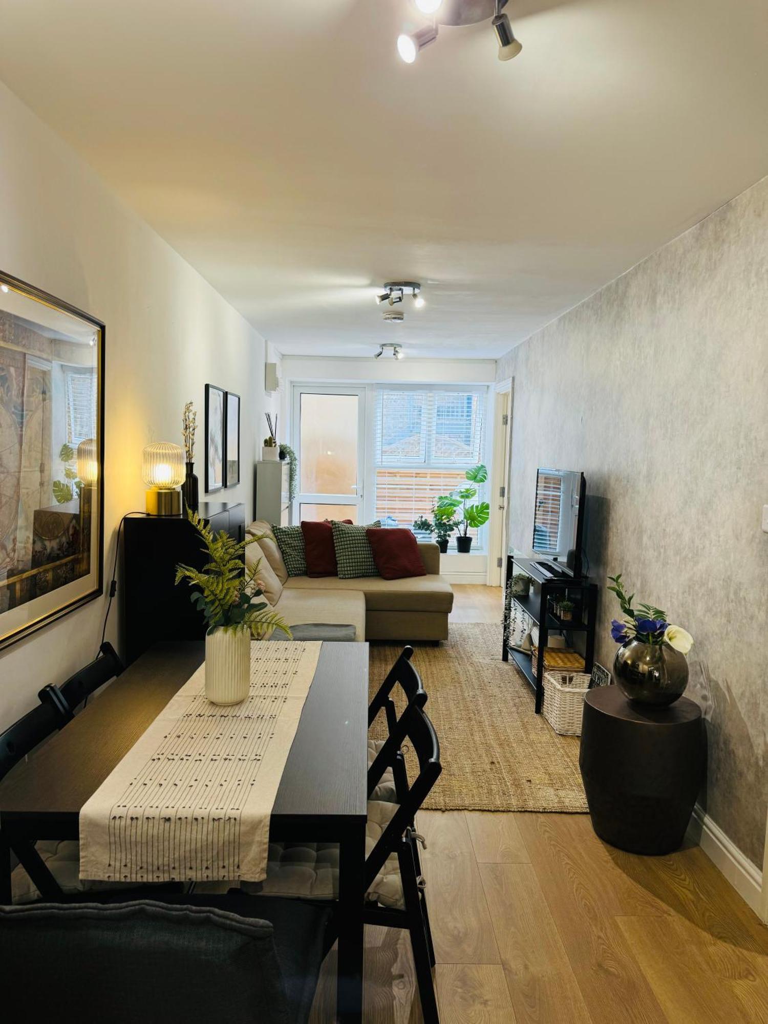 Holiday Home 2Br L 2Ba With Patio-Sleep 6 London Kültér fotó