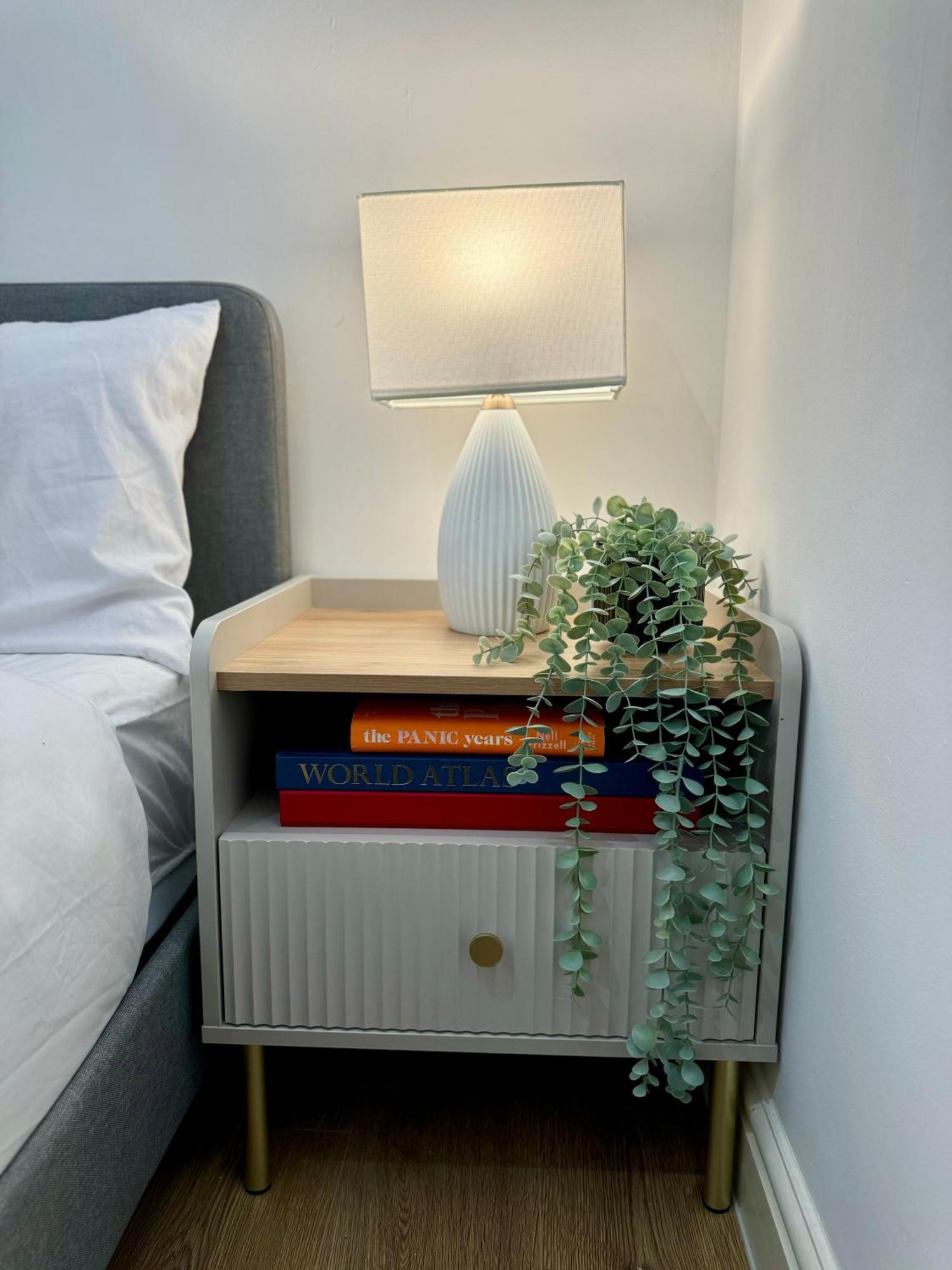 Holiday Home 2Br L 2Ba With Patio-Sleep 6 London Kültér fotó